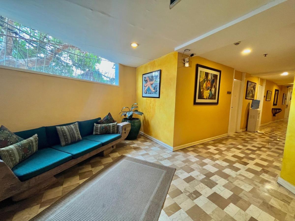 Coco Grande Hotel Dumaguete City Экстерьер фото