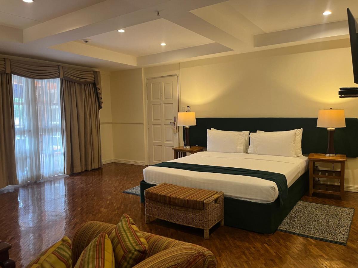 Coco Grande Hotel Dumaguete City Экстерьер фото
